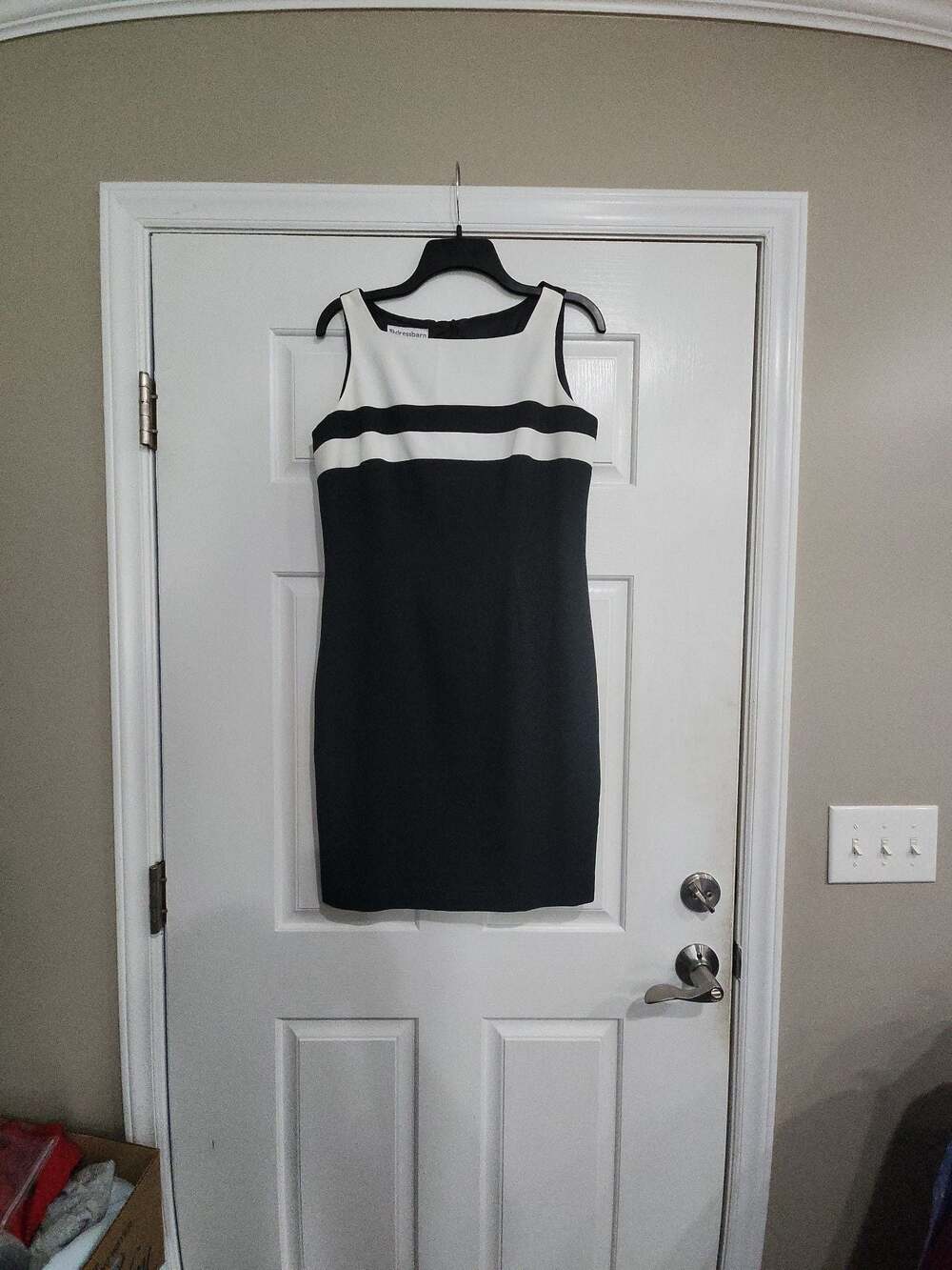 Dressbarn lined sheath dress size 10